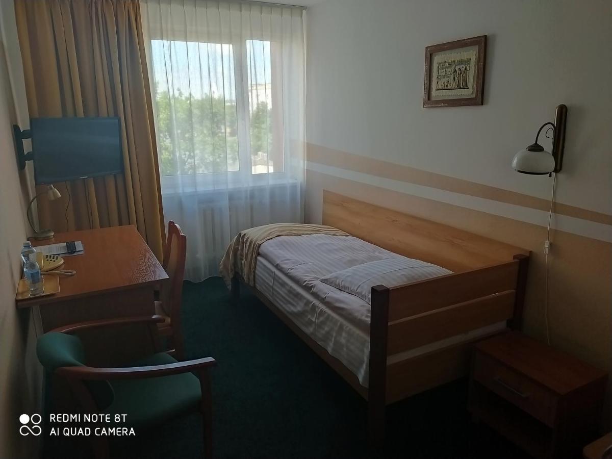 Hotel Konin Konin  Esterno foto